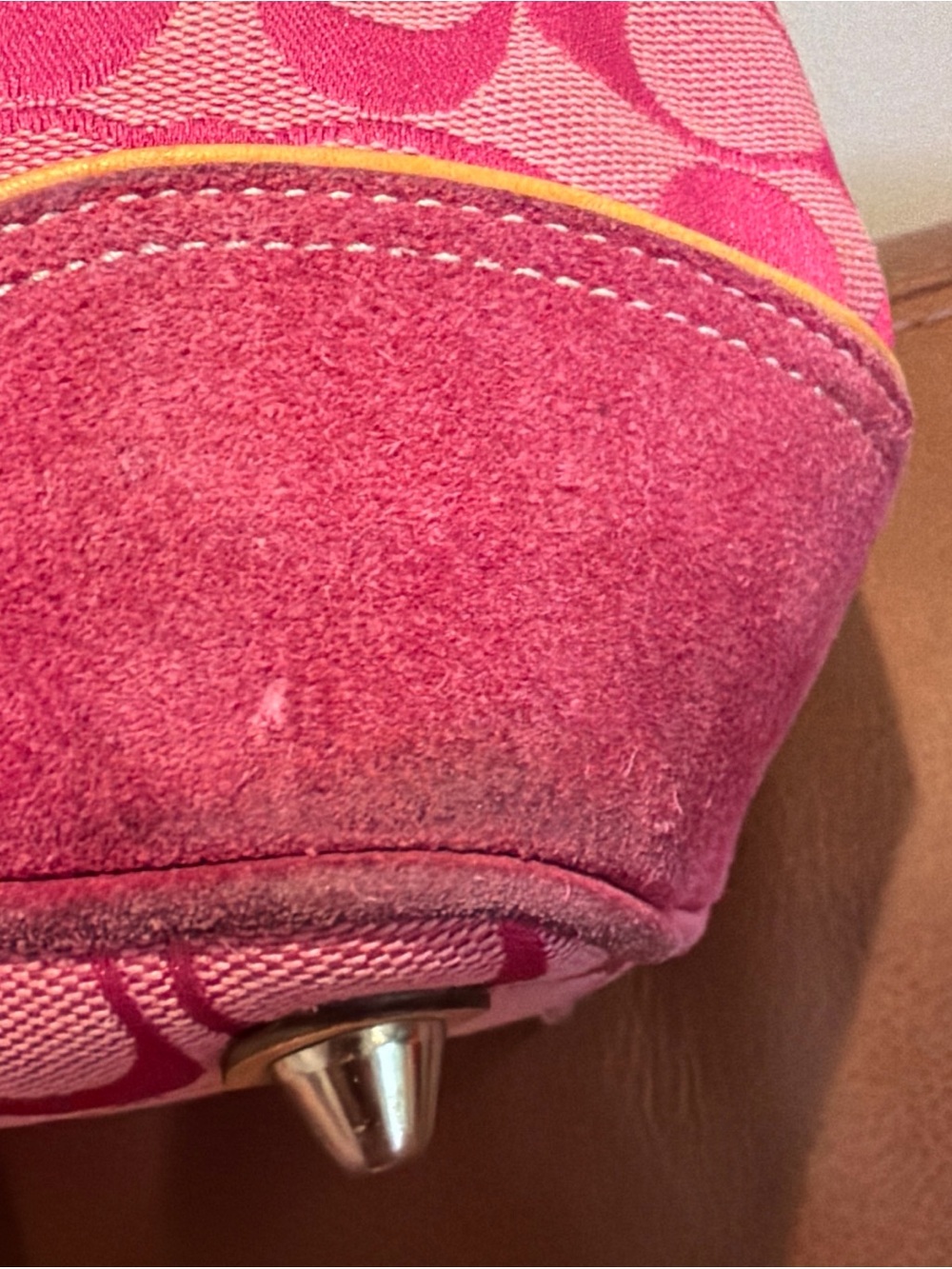 Coach 6892 Signature Pink
Hampton Bag - Picture 7 of 10
